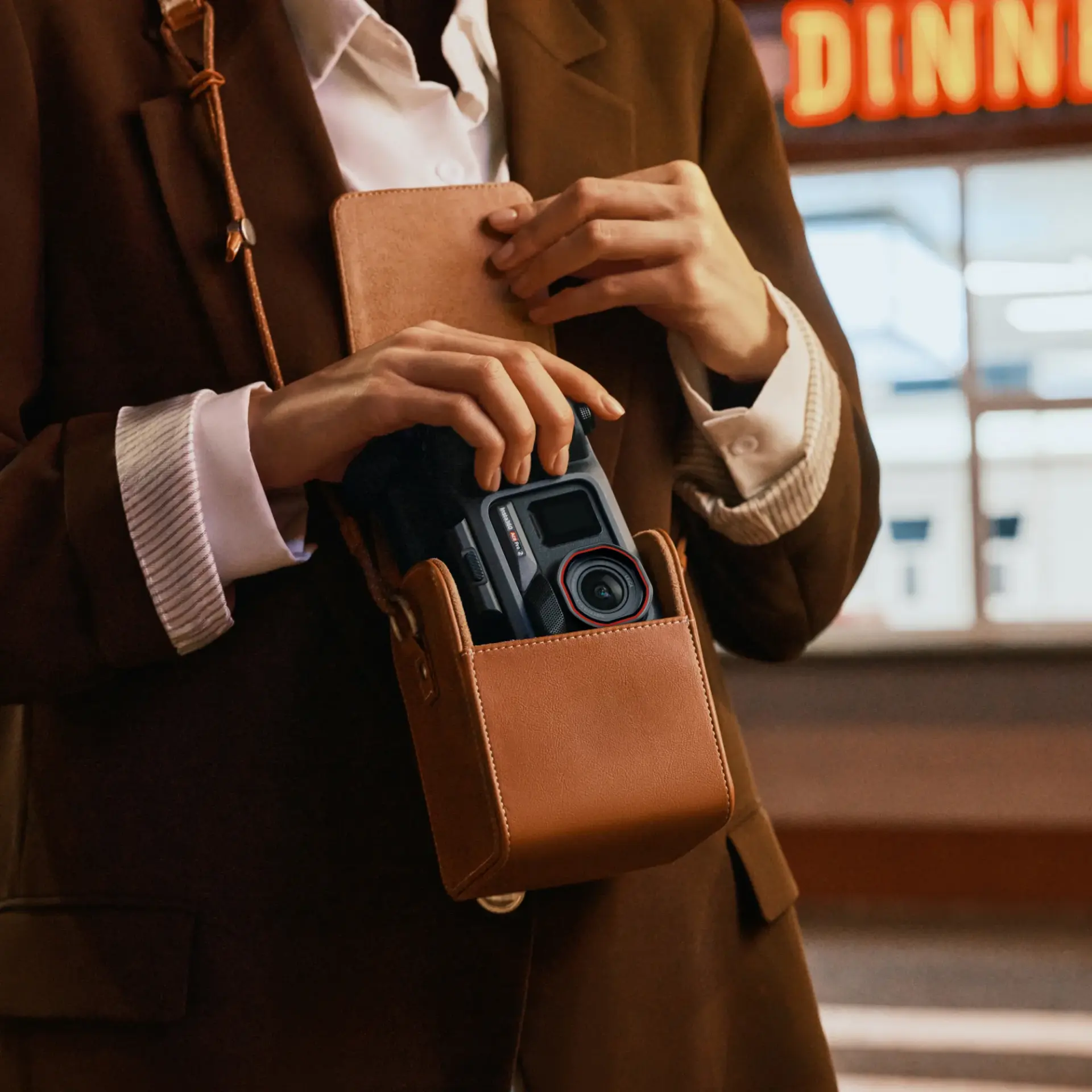 Insta360 Ace Pro2 Flash Print Bundle Çift Bataryalı Çantalı Set - Thumbnail